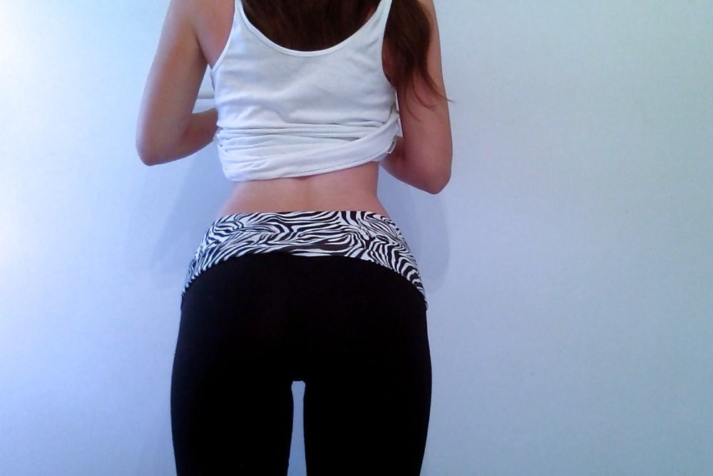 Amazing Reddit Brunette - unknown