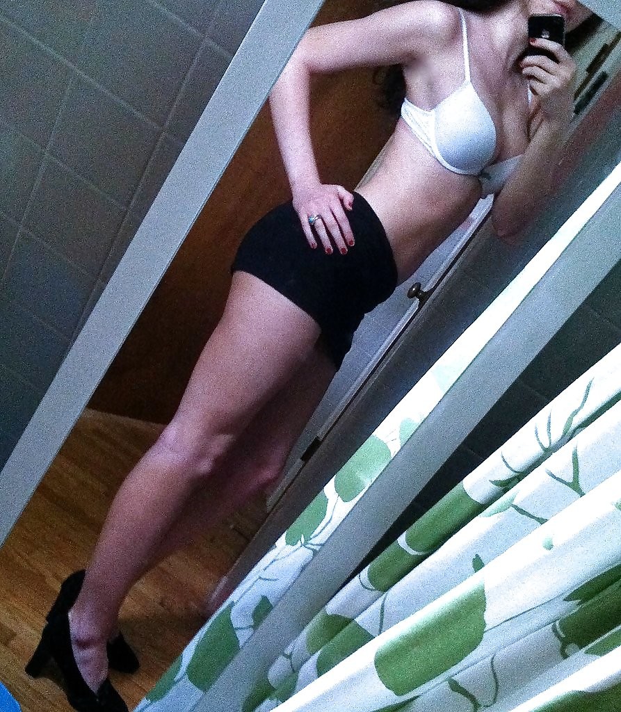 Amazing Reddit Brunette - unknown