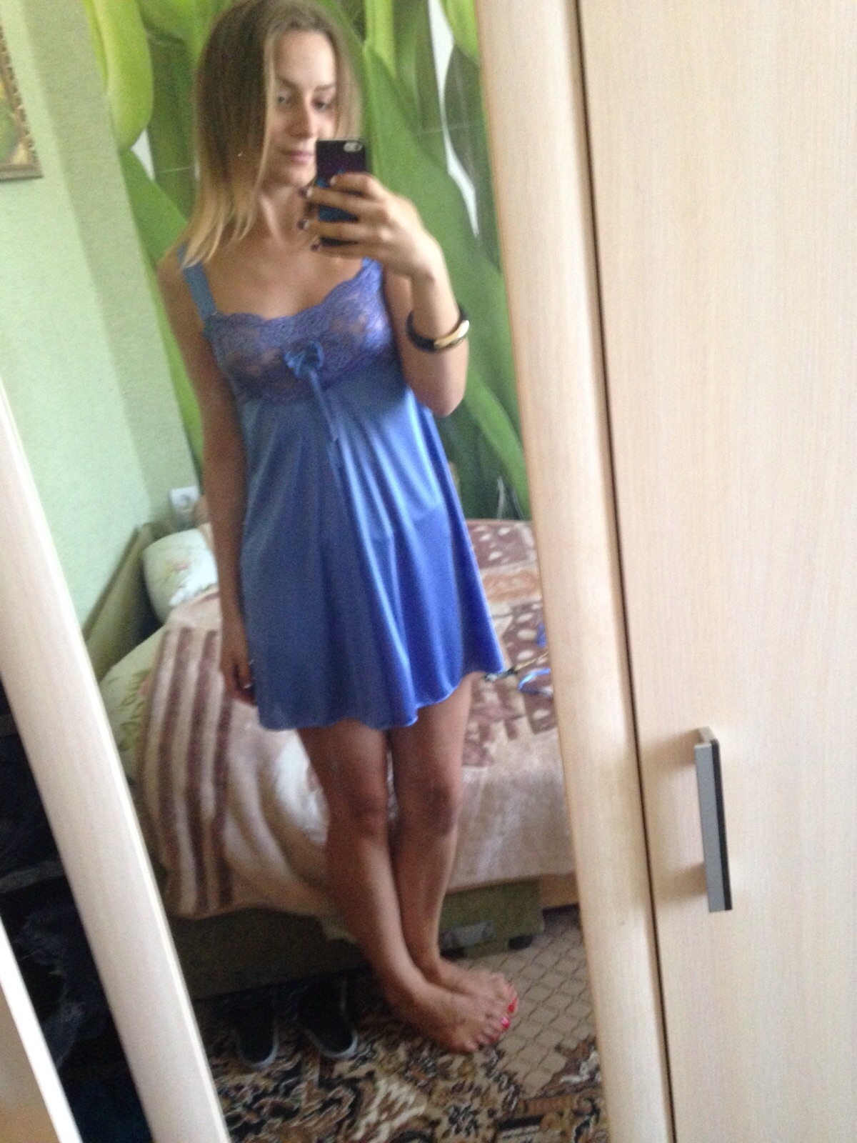 Selfie Stick Russian Hottie