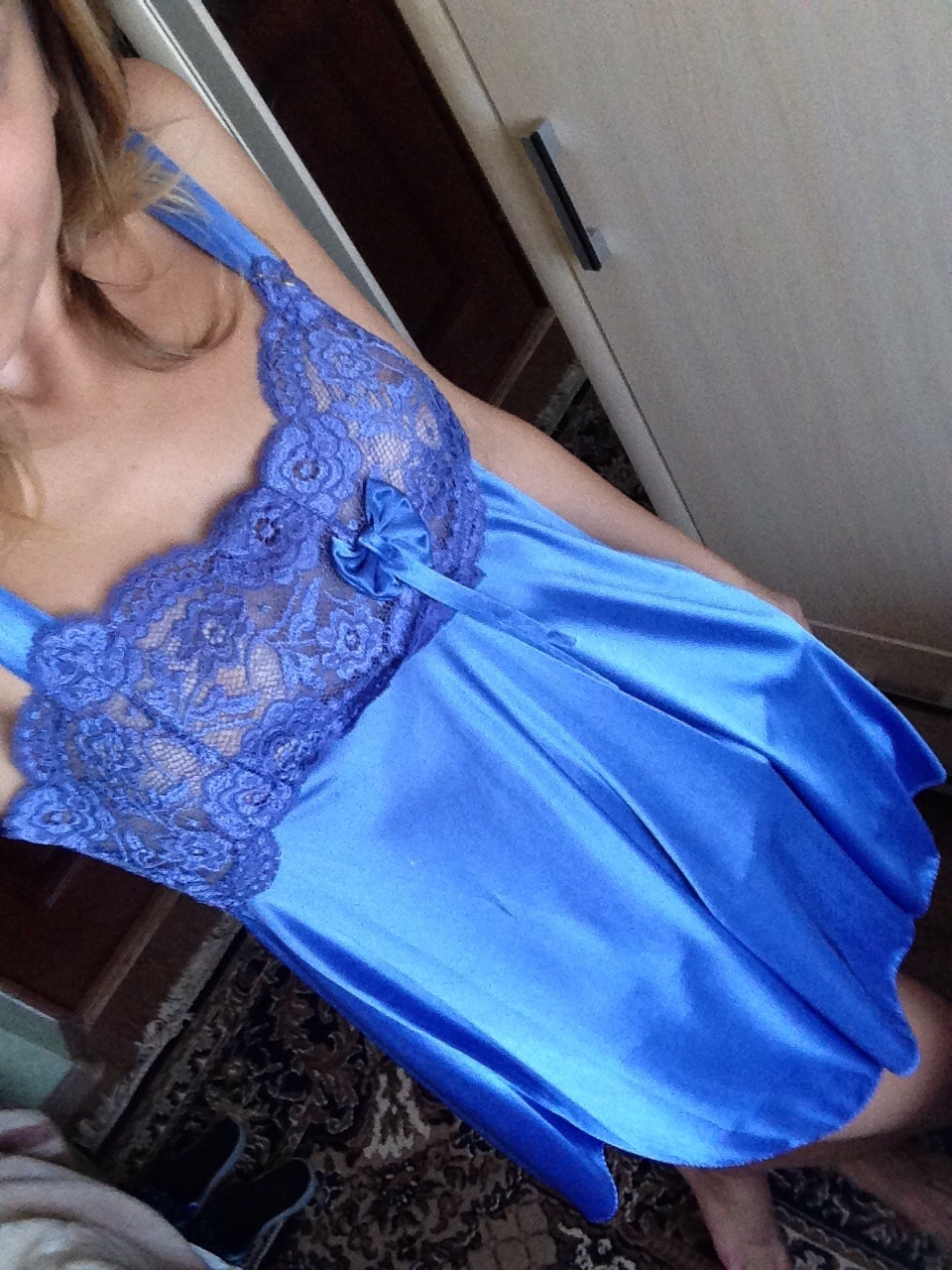 Selfie Stick Russian Hottie