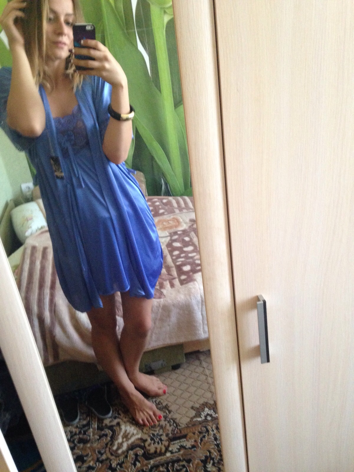 Selfie Stick Russian Hottie