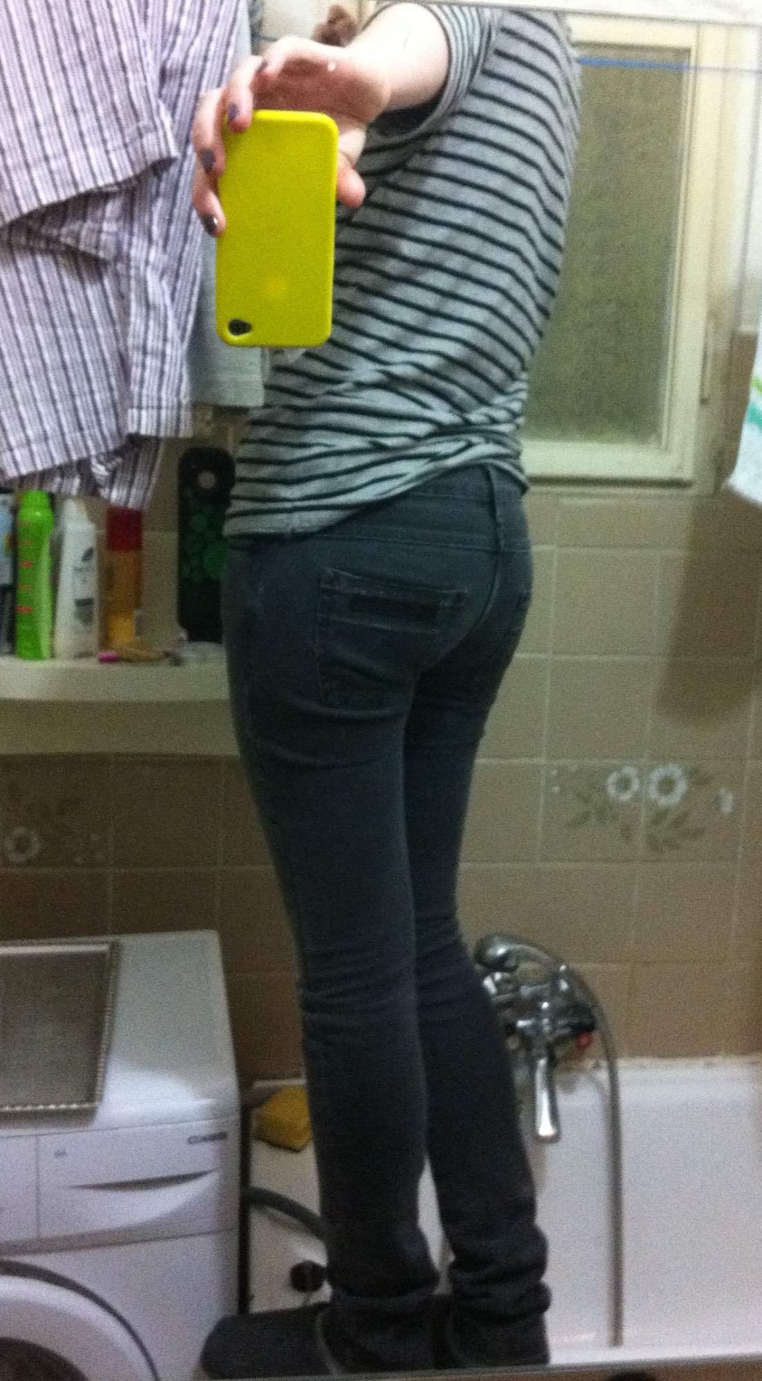 Selfie Swedish Blonde Loves Converse