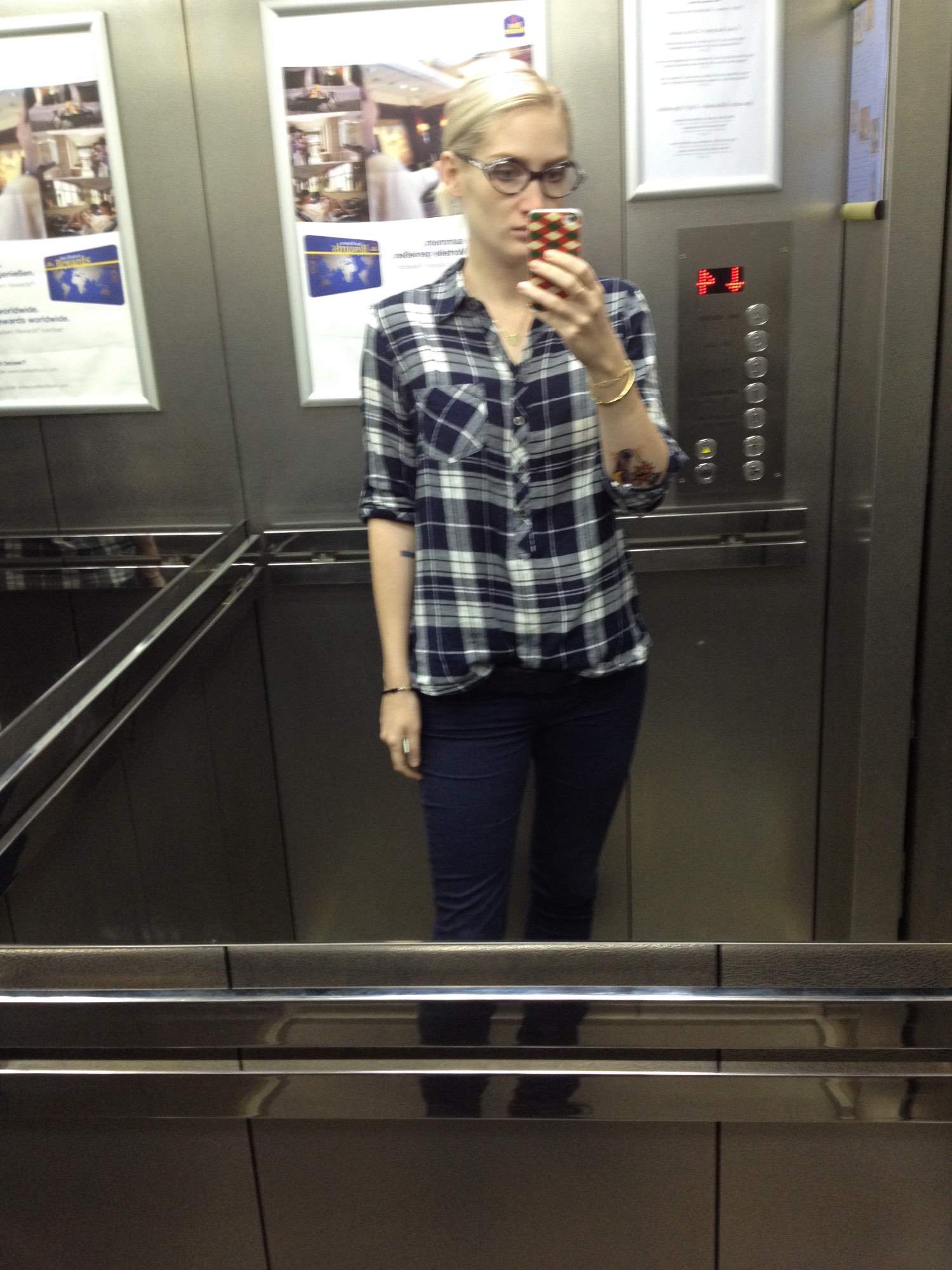 Selfie Swedish Blonde Loves Converse