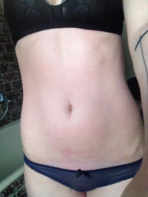 Selfie Swedish Blonde Loves Converse