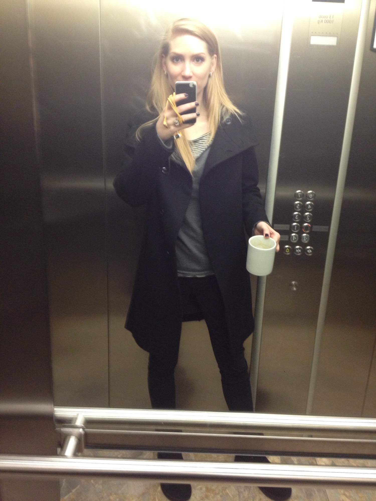 Selfie Swedish Blonde Loves Converse