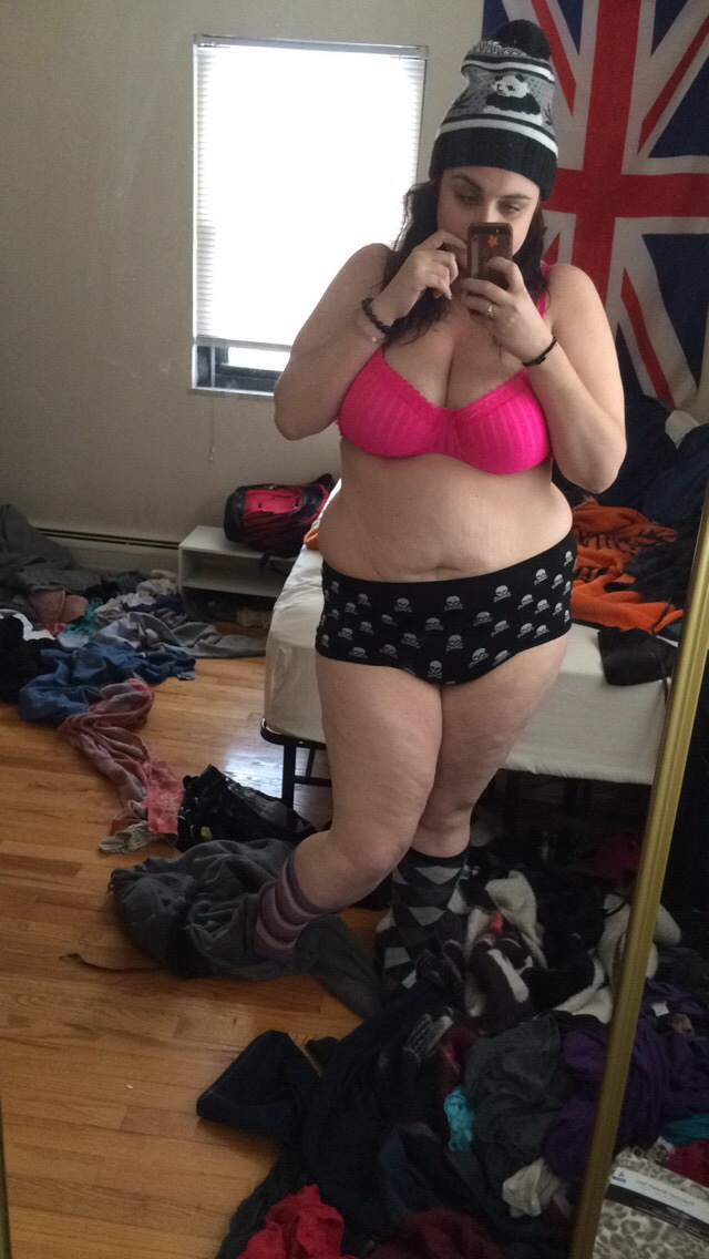 Big Breasted British Selfie Babe