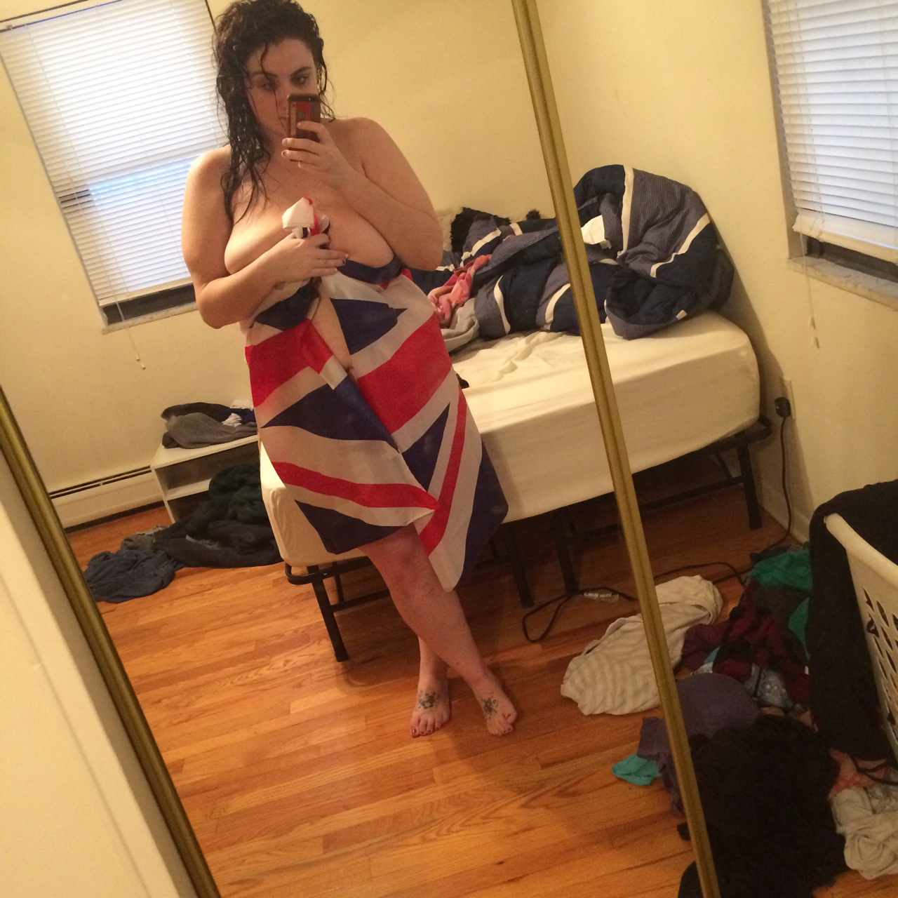 Big Breasted British Selfie Babe