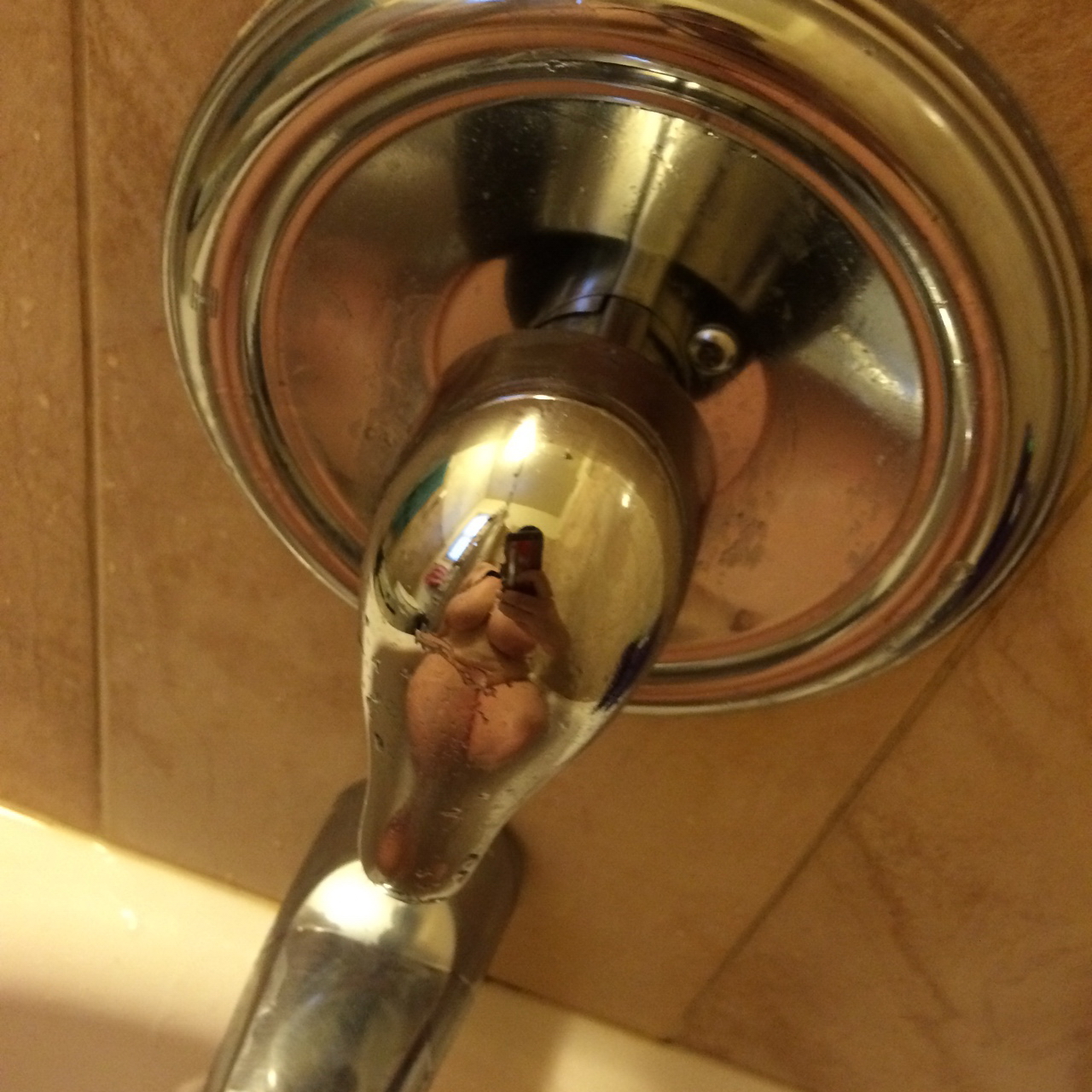 Big Breasted British Selfie Babe