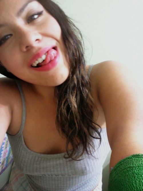 Horny Wet Fun Latina