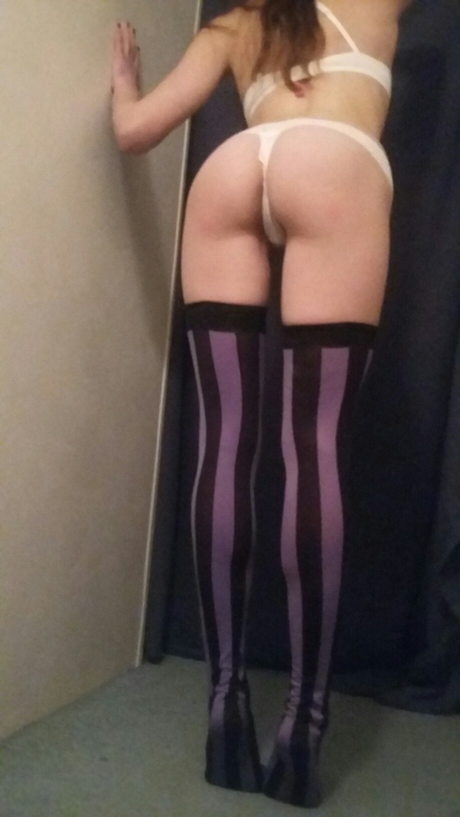 Brunette Perky Tits And Nips Reddit