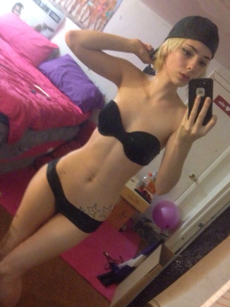 Sexy Ember Burns Daily Life