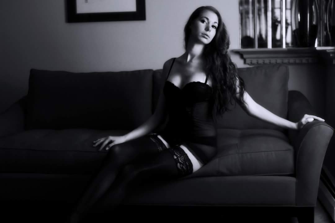 Likes To Feel Pain Redhead