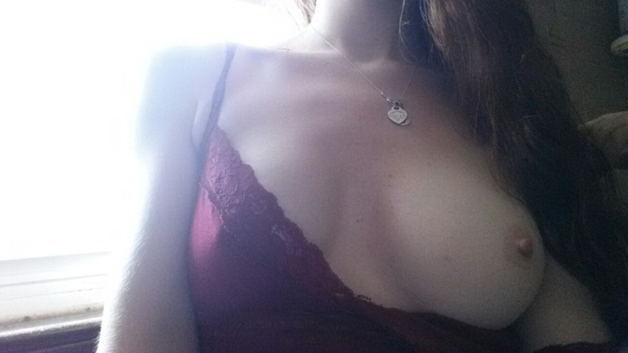 Likes To Feel Pain Redhead