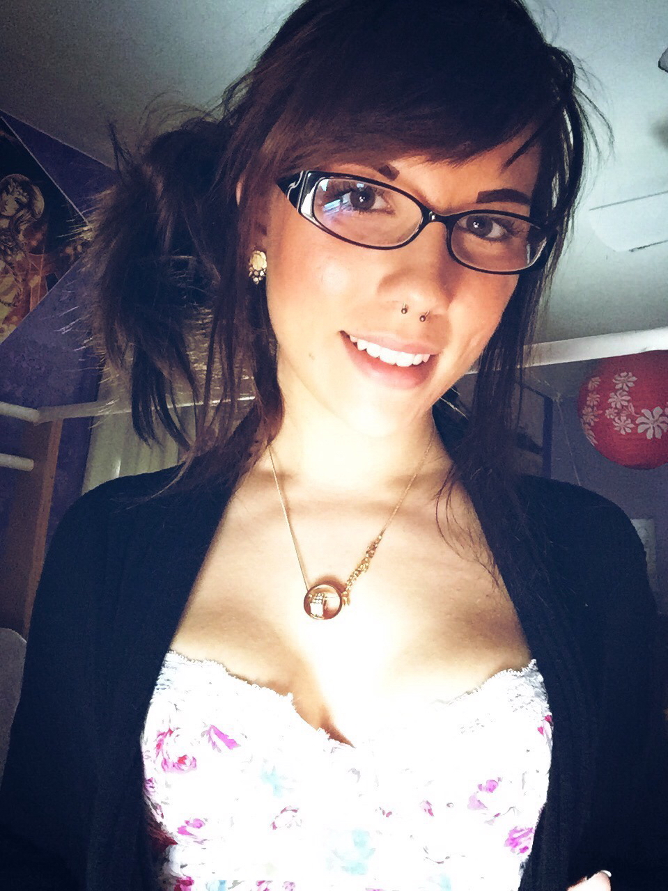 Glasses Make The Woman