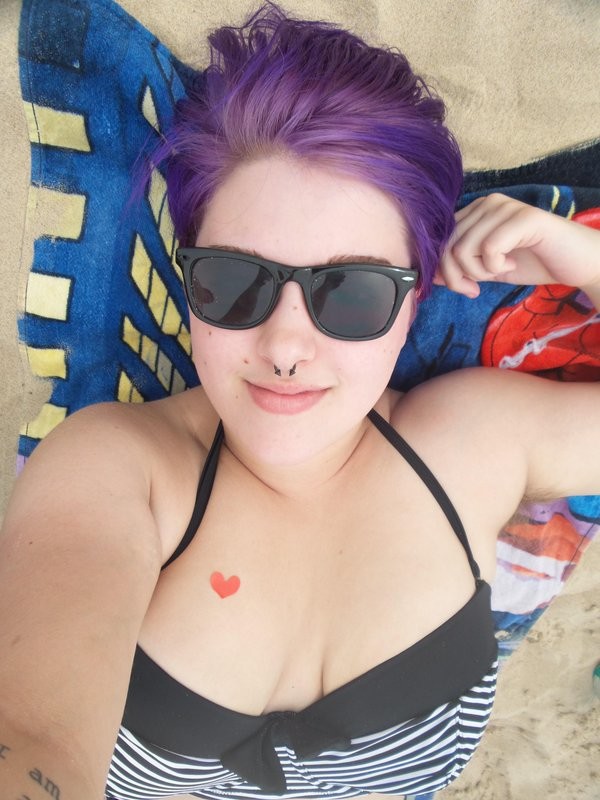 Natural Redhead Busty Hairy Selfies