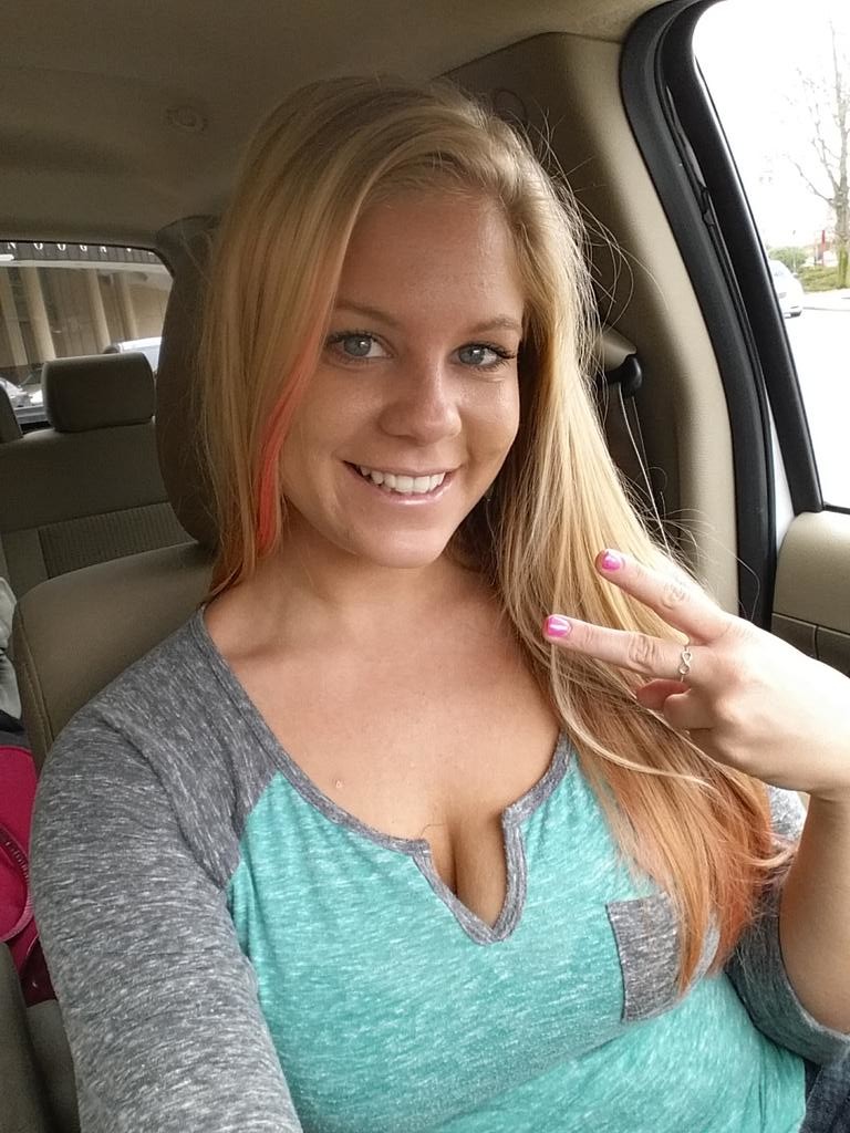 Blonde Loves The Spotlight