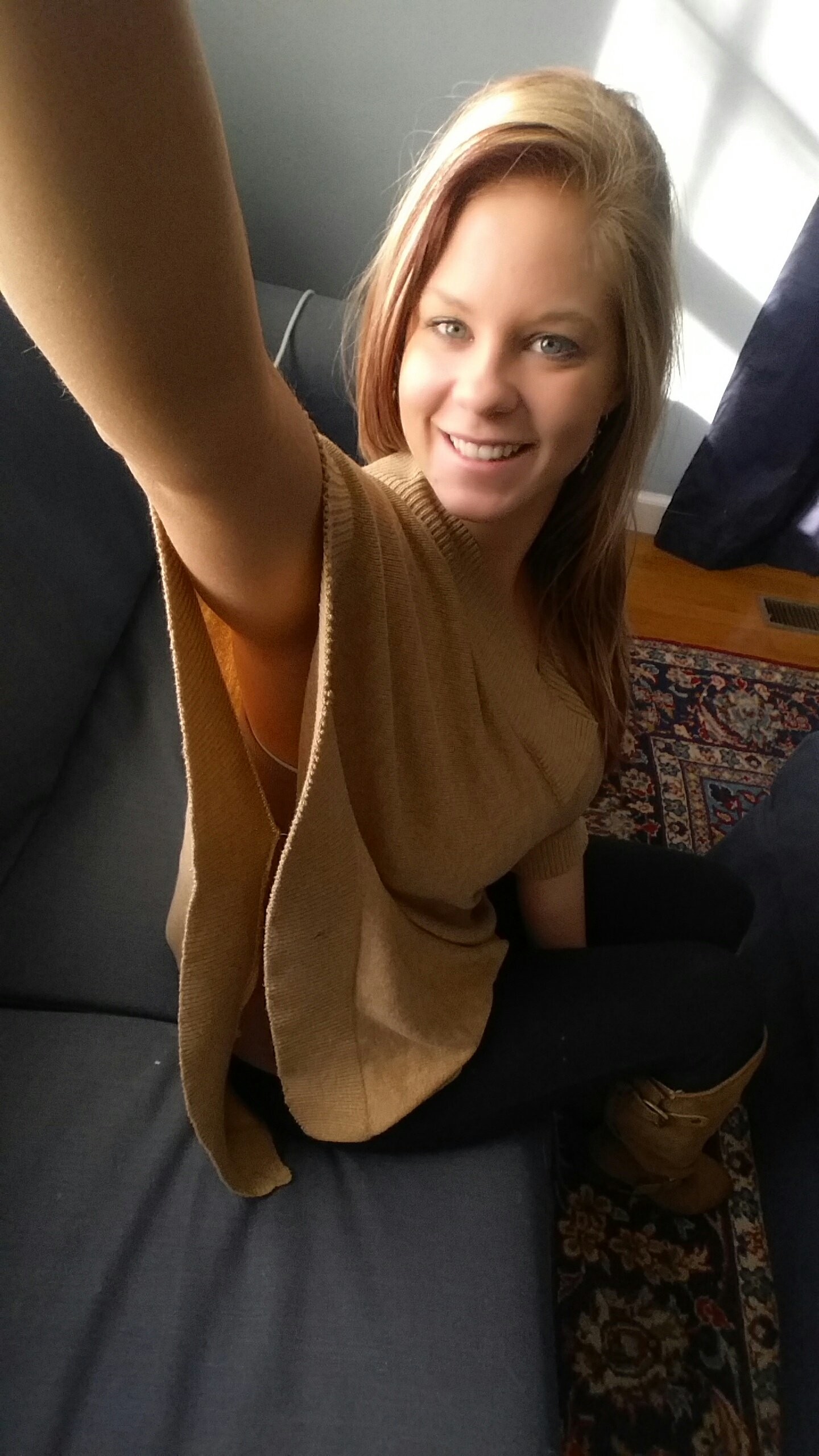 Blonde Loves The Spotlight