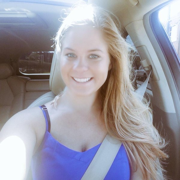 Blonde Loves The Spotlight