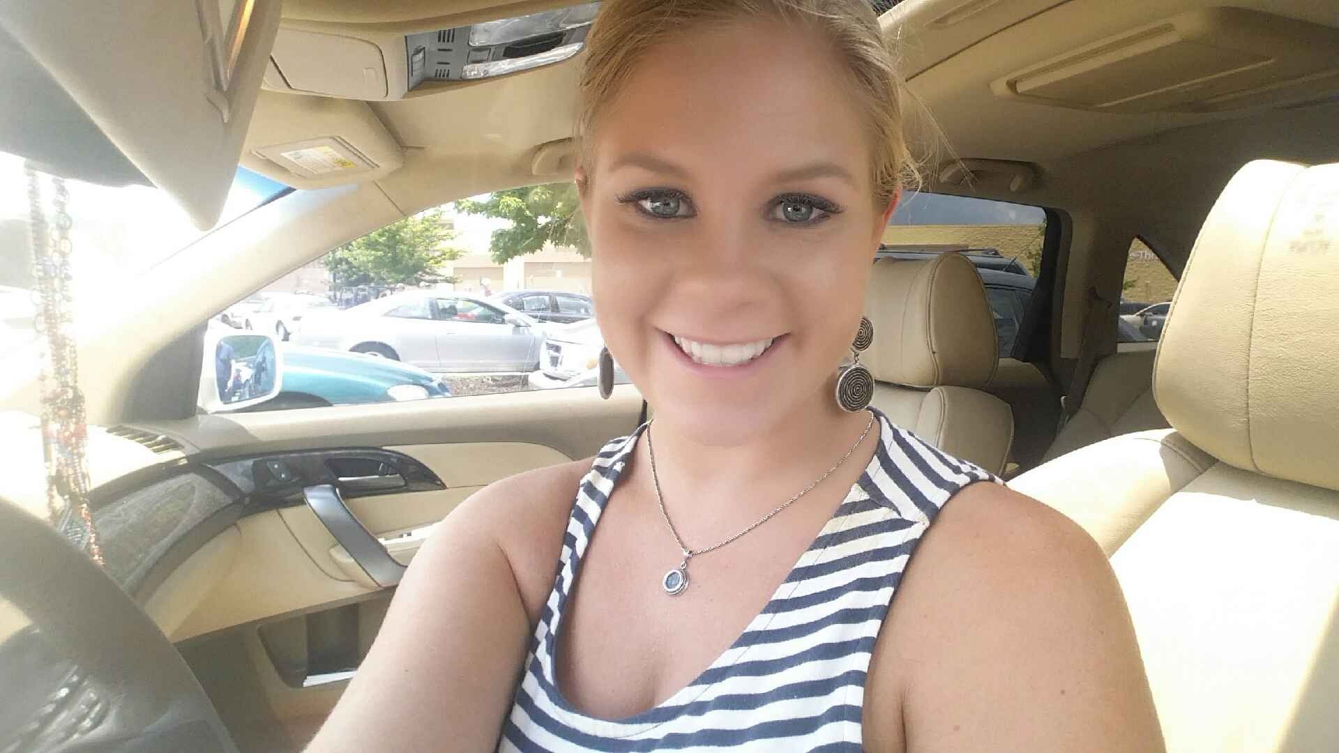 Blonde Loves The Spotlight