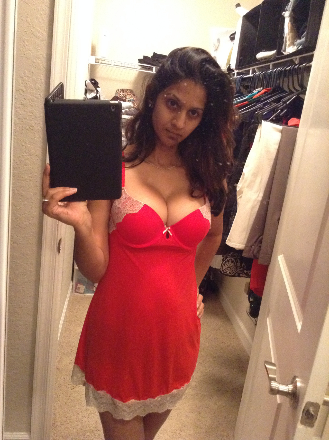 Gorgeous Indian gets Silicone