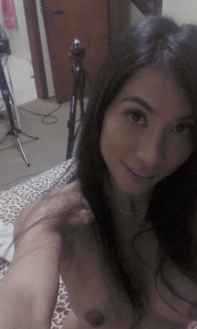 Sexy N Fit Latina Selfies