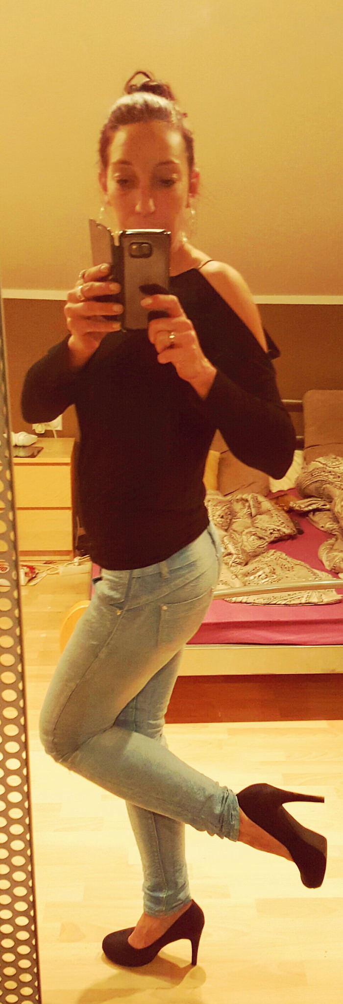 Fit MILF Horny For Big Dick