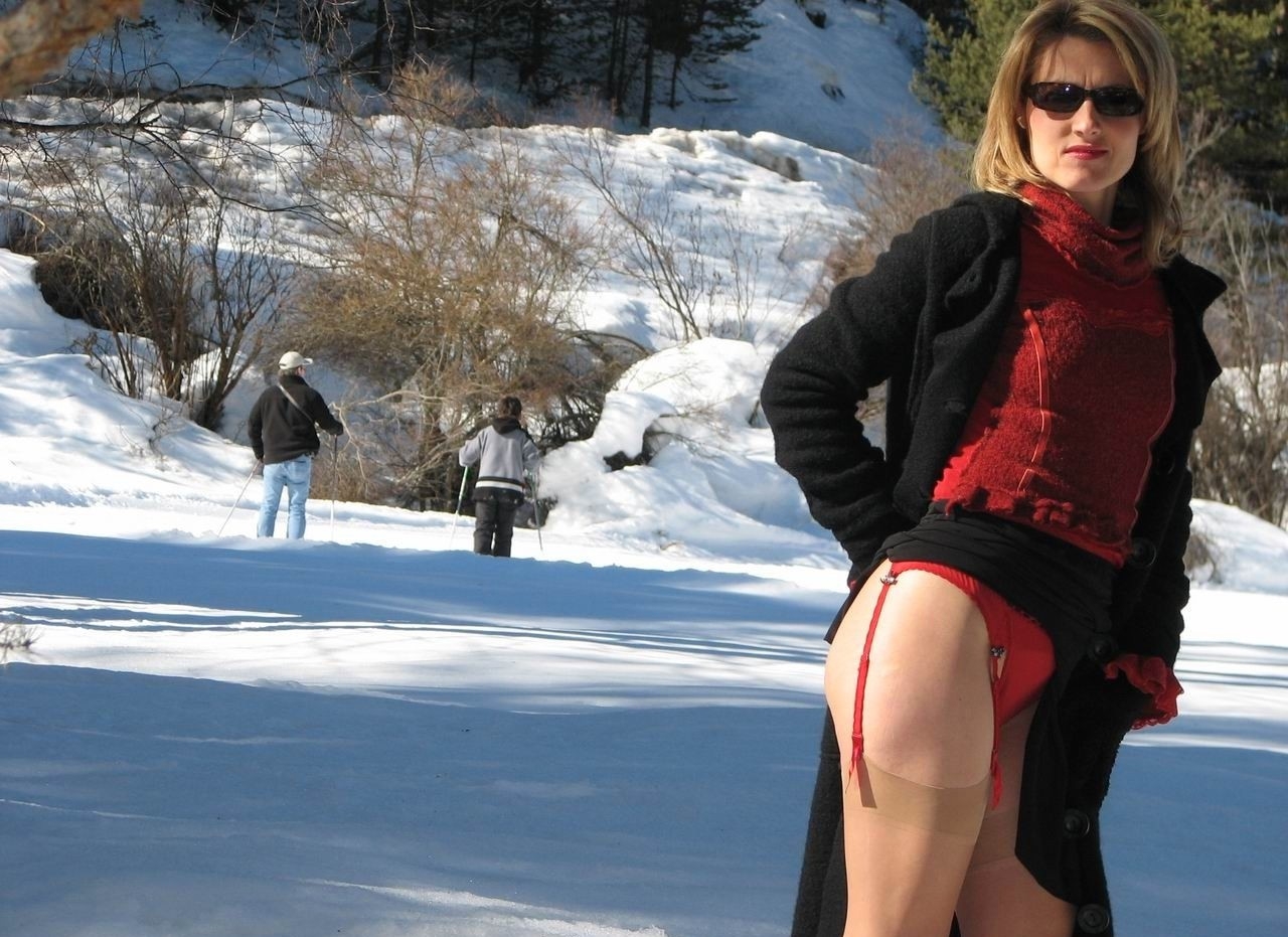 Nothing To Be Shy About Blonde MILF