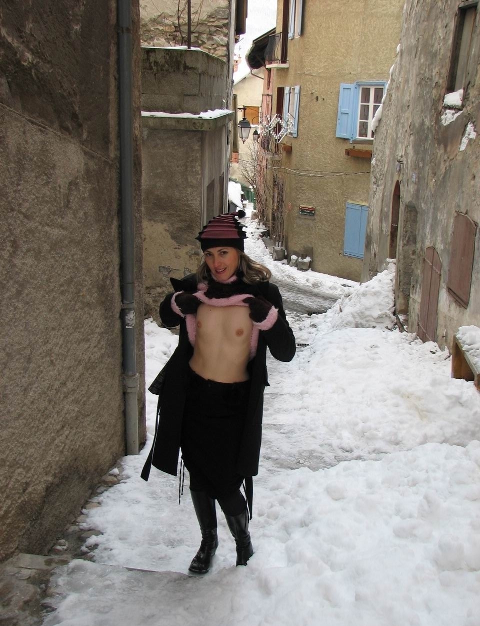 Nothing To Be Shy About Blonde MILF