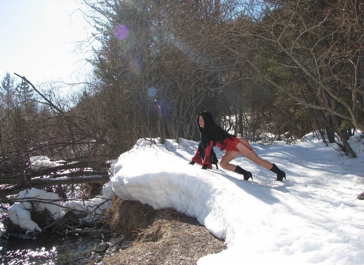 Nothing To Be Shy About Blonde MILF