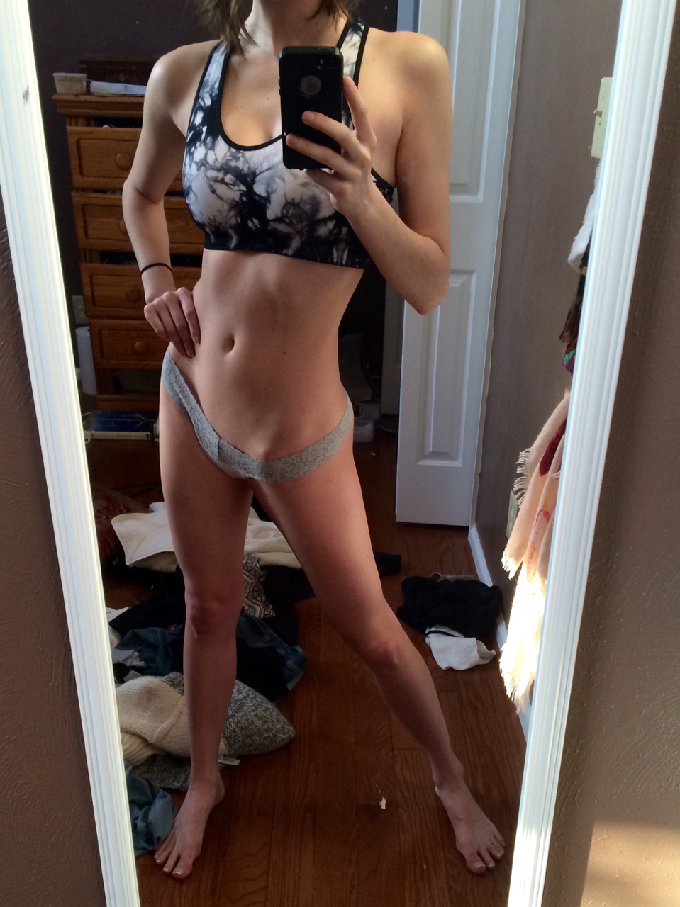 Life Of Cute and Slim Bodybuilder