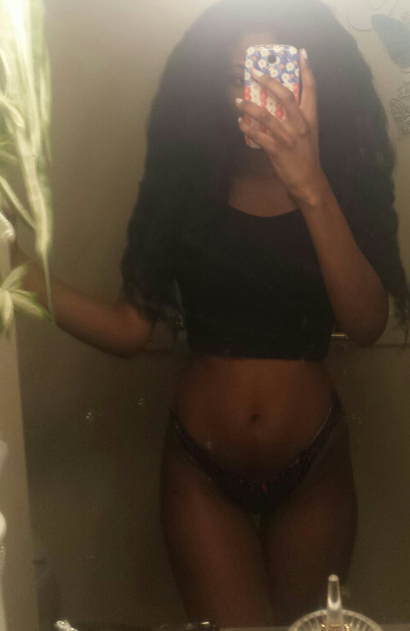 Big Breasted Ebony Selfies