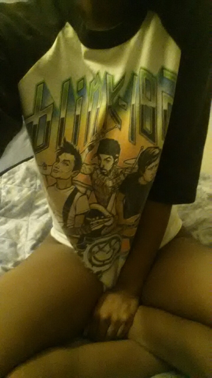 Big Breasted Ebony Selfies