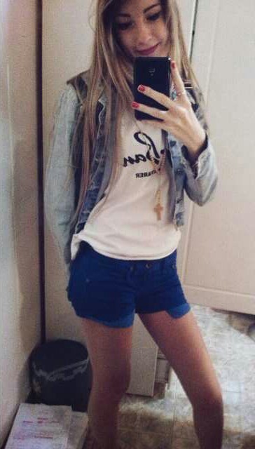 Butt Beauty And Selfies