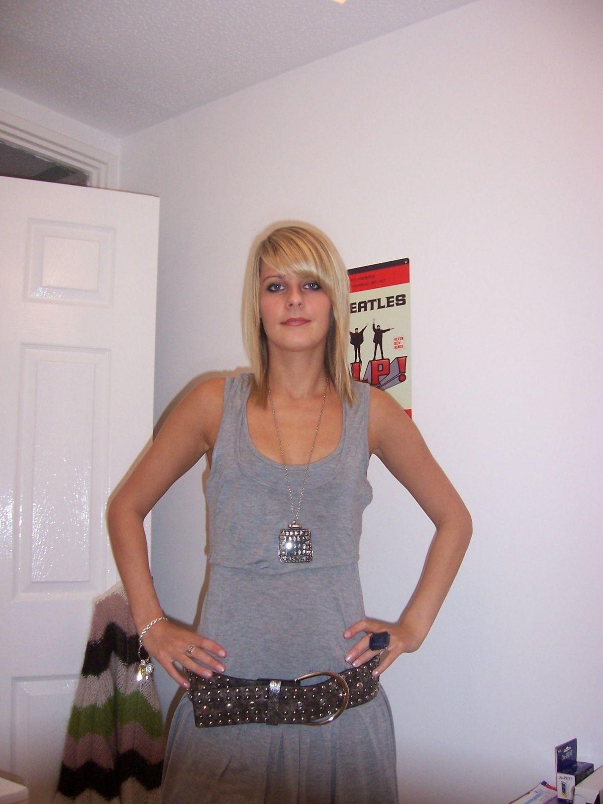 Thin Blonde Hottie Gets Naked