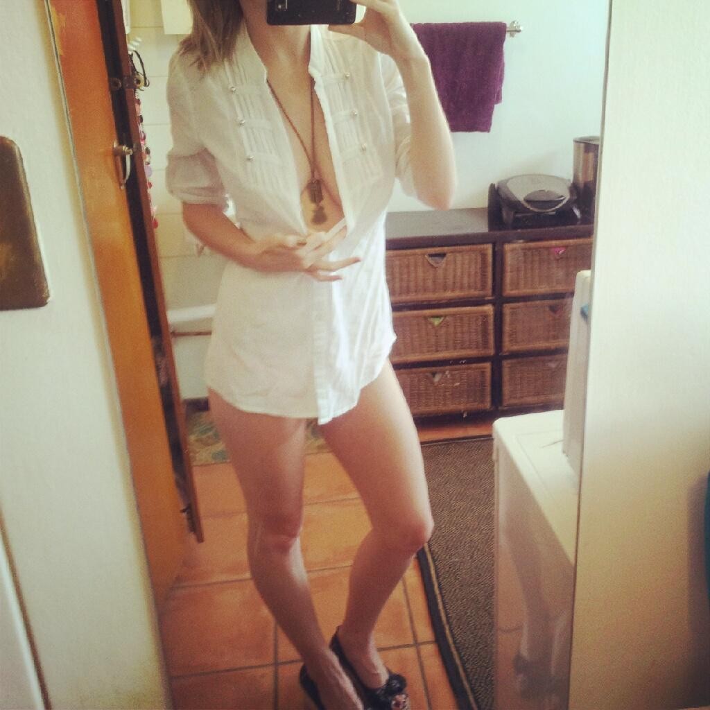 Perfect Tits Selfies