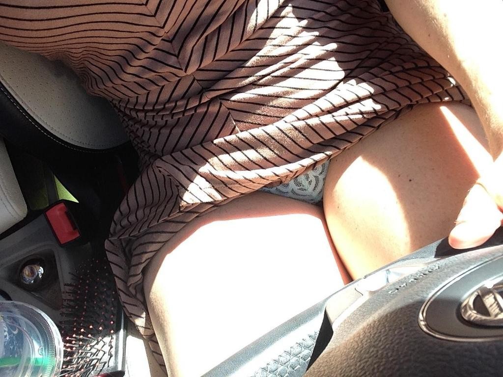 Horny Sexy MILF Selfie Hotness