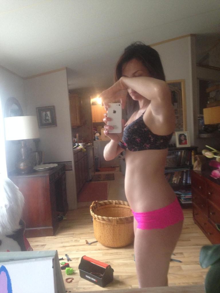 Horny Sexy MILF Selfie Hotness