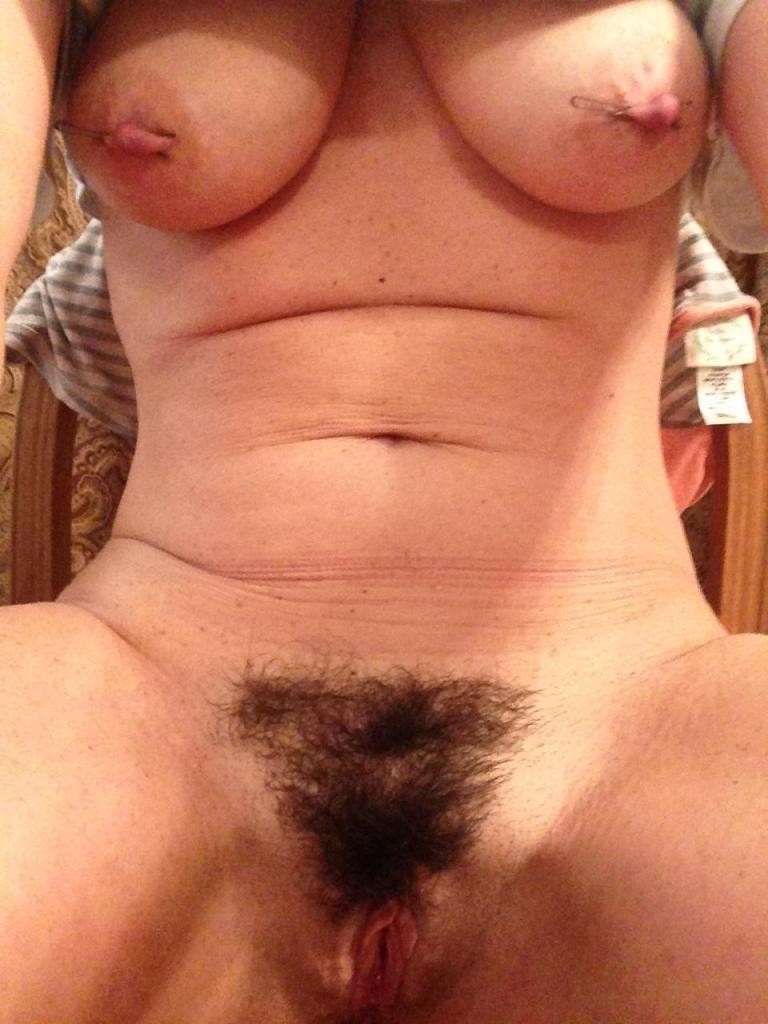 Horny Sexy MILF Selfie Hotness