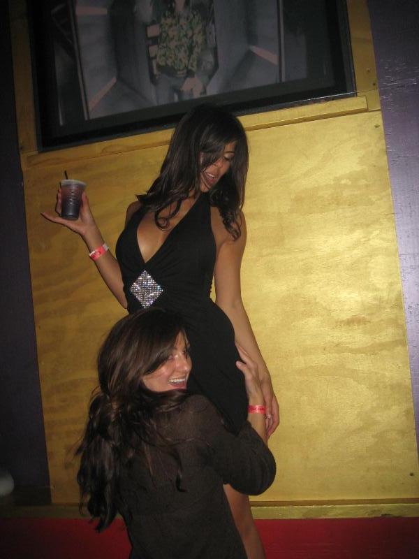 Hooters Girls Uncensored