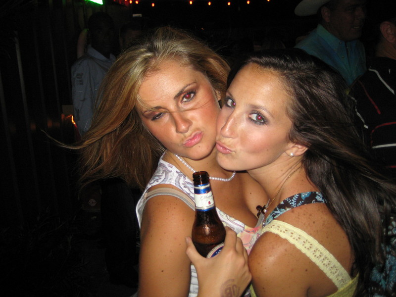 Hooters Girls Uncensored