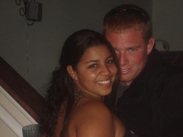 Thick Latina Shows Her Skin Pics