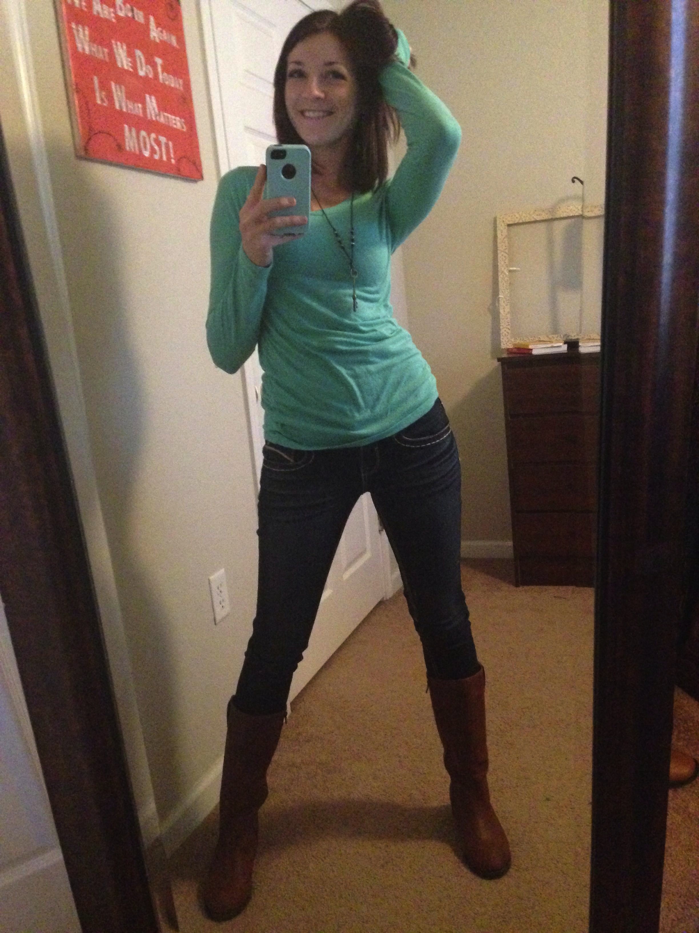 Brunette Panties N More Selfies