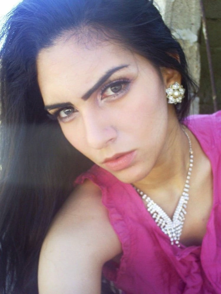 Beautiful & Hot NRI Doctor