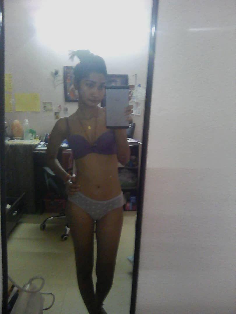 Indian Woman Nude Selfies