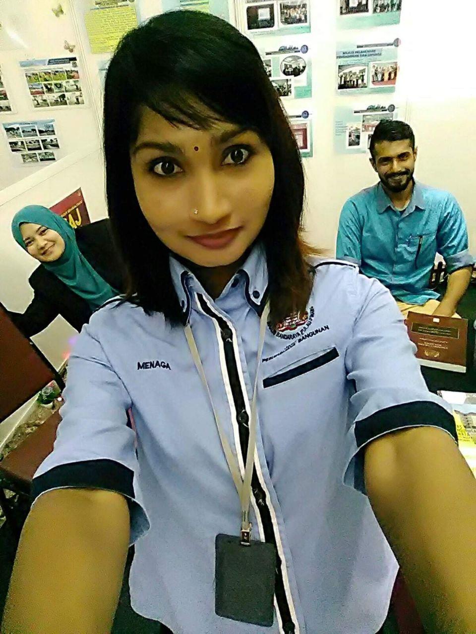 Indian Woman Nude Selfies