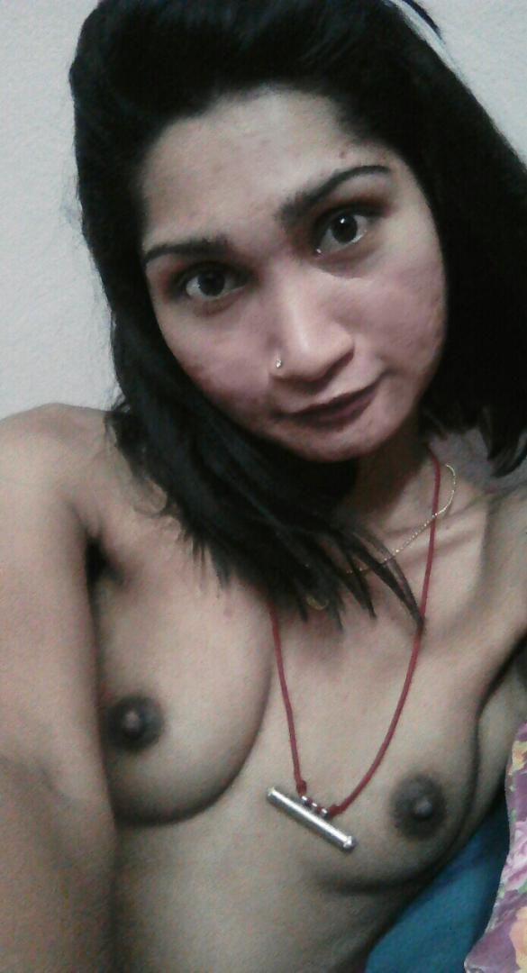 Indian Woman Nude Selfies
