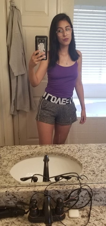 NRI Hot Girl 470 Pics