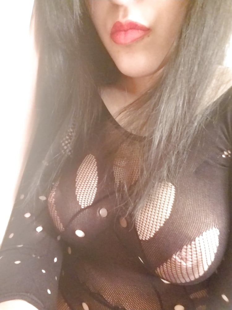 NRI Hot Girl 470 Pics