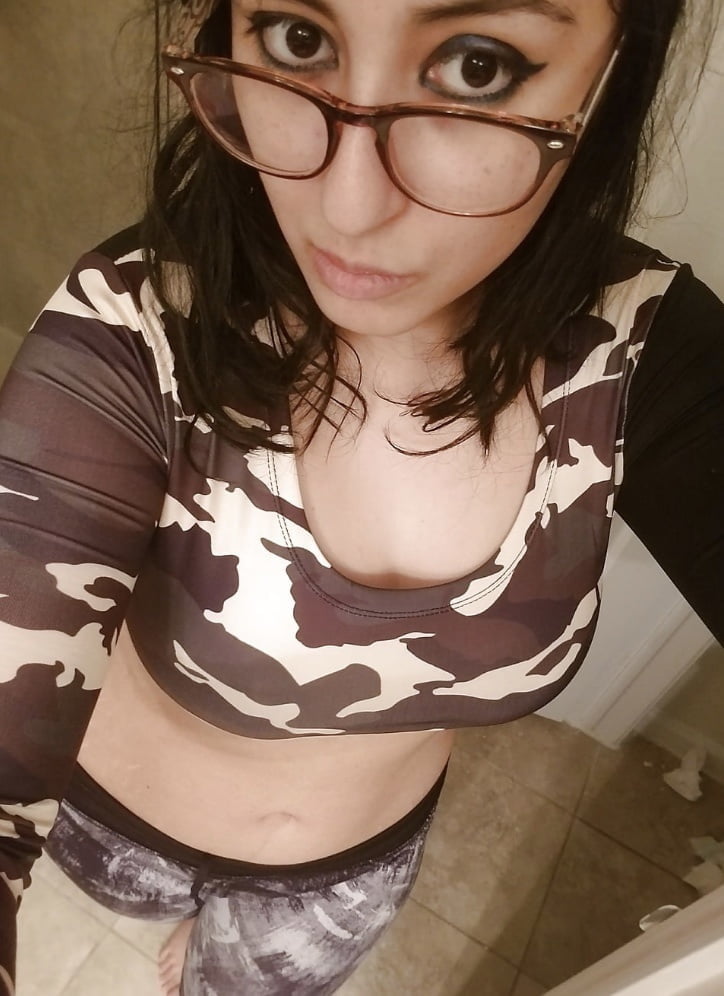 NRI Hot Girl 470 Pics