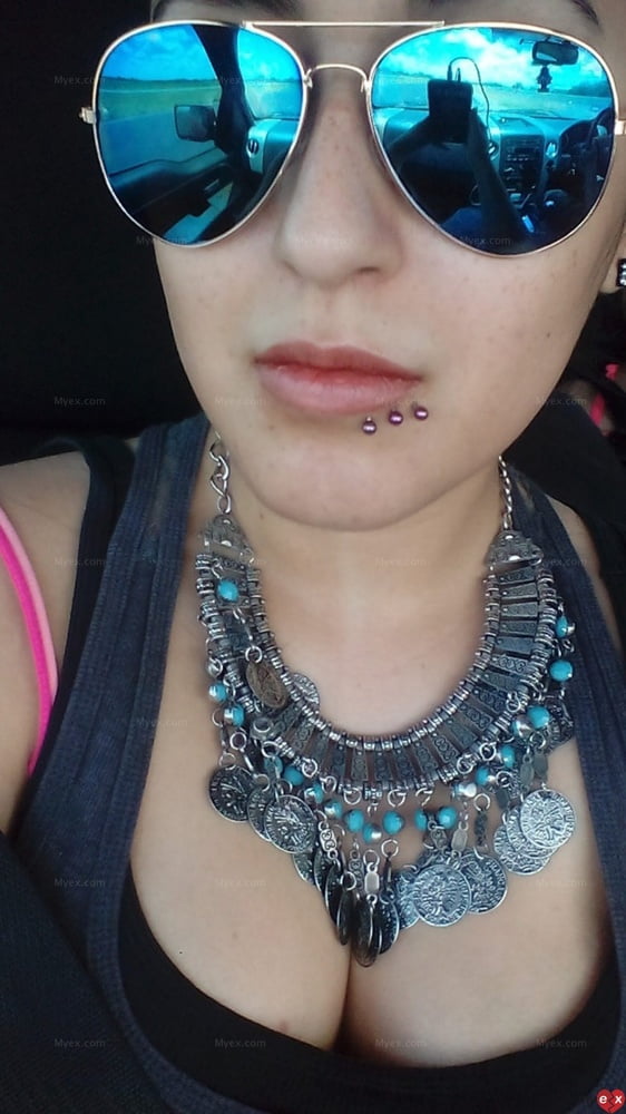 NRI Hot Girl 470 Pics